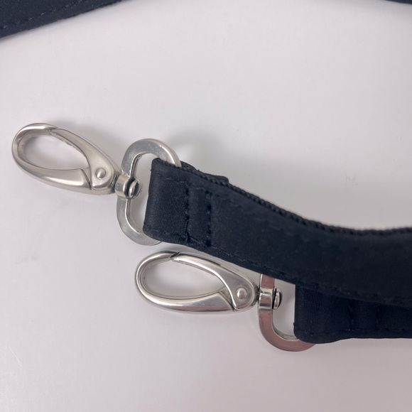 Harry and David's Northwest Express Black Canvas Cross Body Bag - Picture 5 of 16